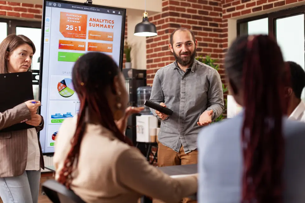 Weiterbildung und Karrierechancen im KI-Marketing
