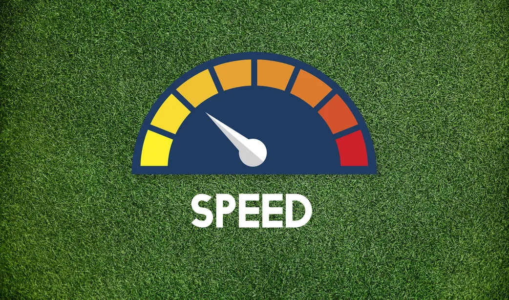 Geschwindigkeitsskala auf grünem Hintergrund, die den Fortschritt und die Bedeutung von Website-Geschwindigkeit darstellt, mit dem Schriftzug "SPEED" in großen weißen Buchstaben.